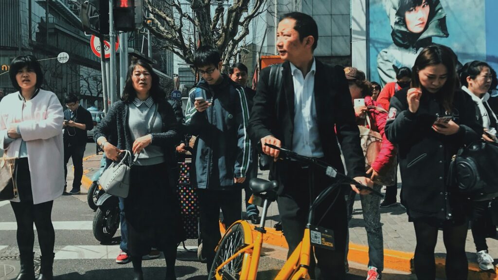 Networking Strategies with Chinese Partners: People Crossing in Pedestrian Lane